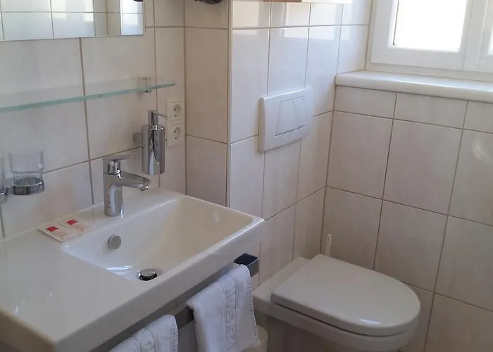 ゲストハウス ペンション カトリン