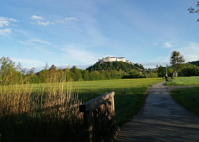 ペンション カトリン ゲストハウス ザルツブルク