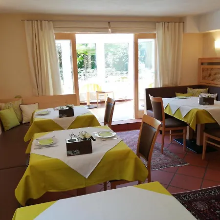 Katrin Guest house