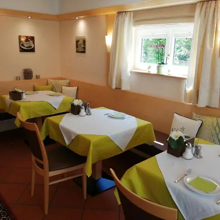 ペンション カトリン