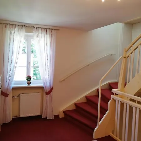 Katrin Guest house
