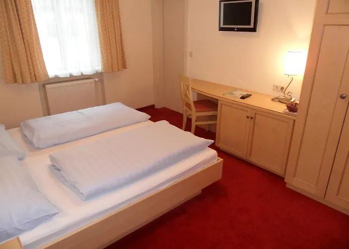 בית הארחה Katrin