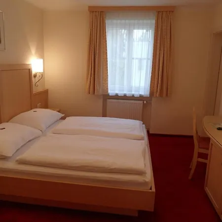 Katrin 4*